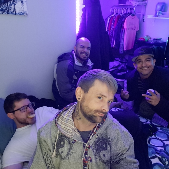 Meet your Posher, Joseph - Picture 2 of 3